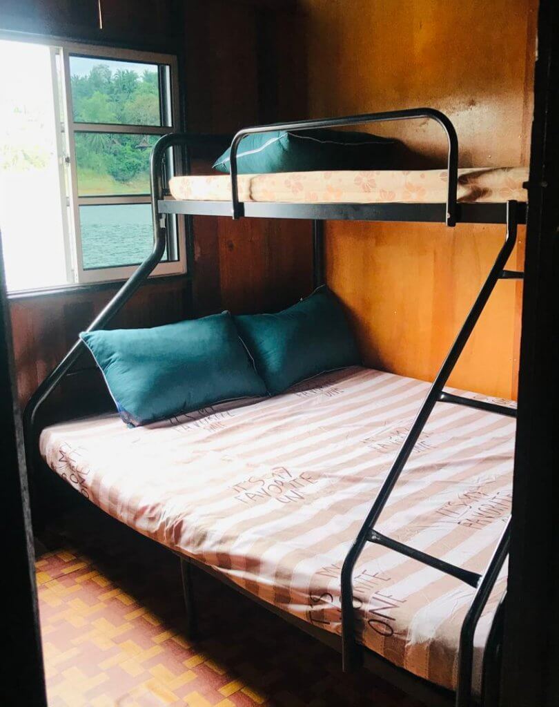 ariff idris houseboat bilik tidur 2