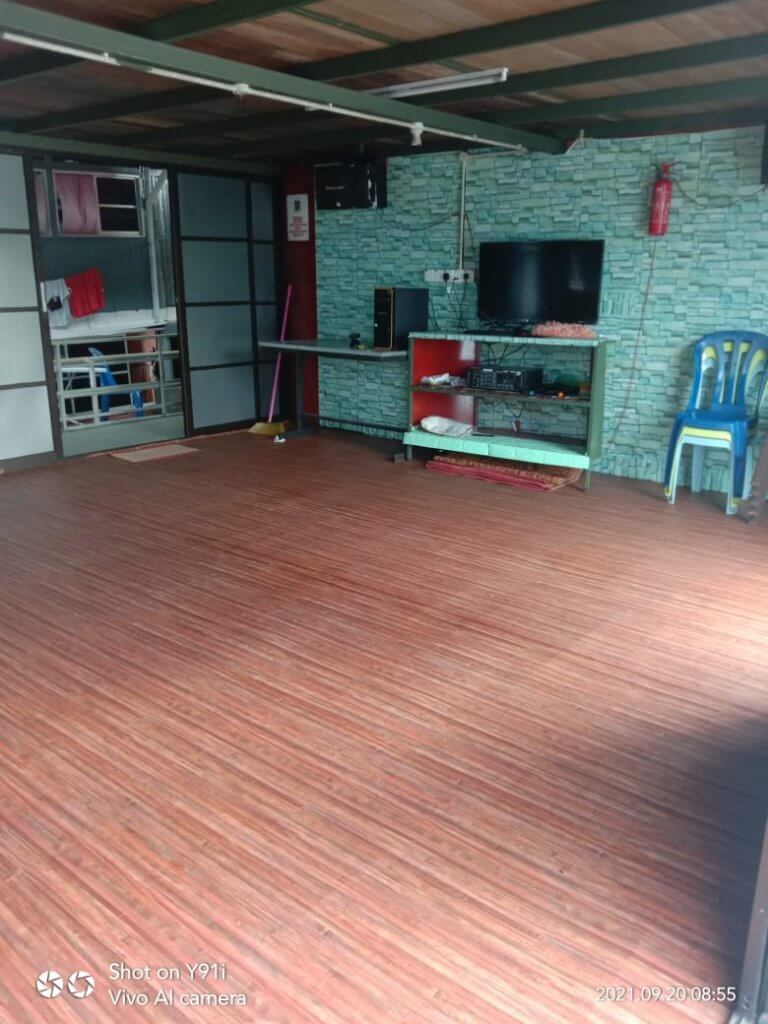 belida houseboat ruang tamu