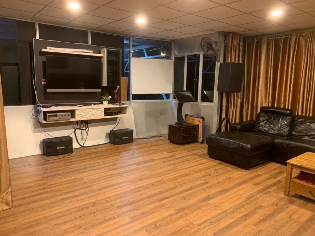 buyong houseboat ruang tamu 2