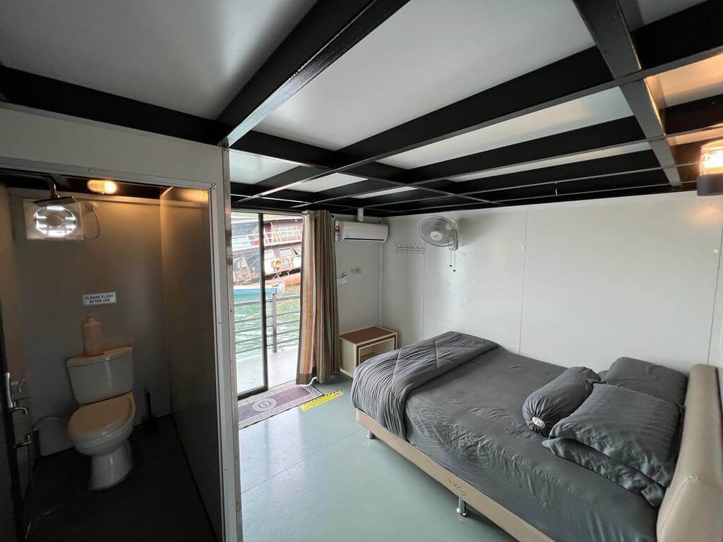 PARADISE HOUSEBOAT X JOMLAR (6)