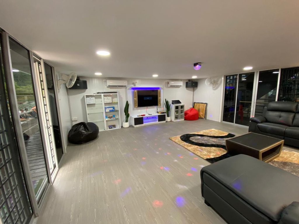 RAZNA HOUSEBOAT X JOMLAR (14)