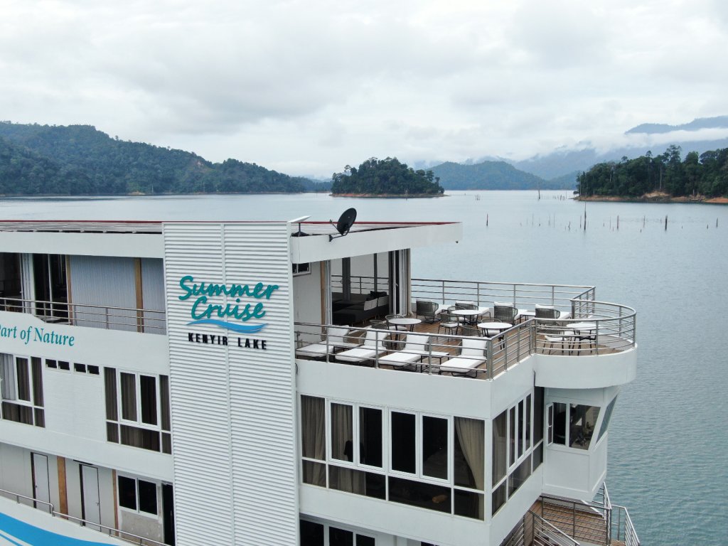 Summer Cruise Tasik Kenyir (Drone View)
