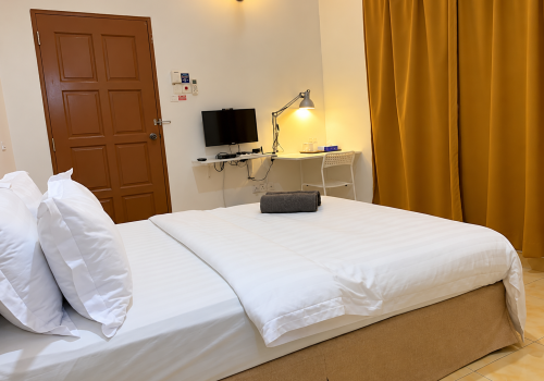 ANGGERIK IMPIAN HOTEL X JOMLAR (2)