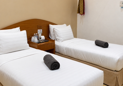 ANGGERIK IMPIAN HOTEL X JOMLAR (4)