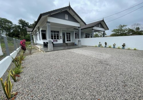 ZRA HOMESTAY (5)