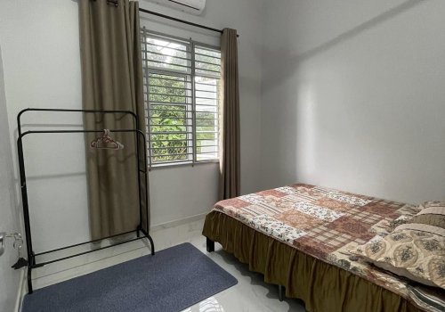 ZRA HOMESTAY (7)